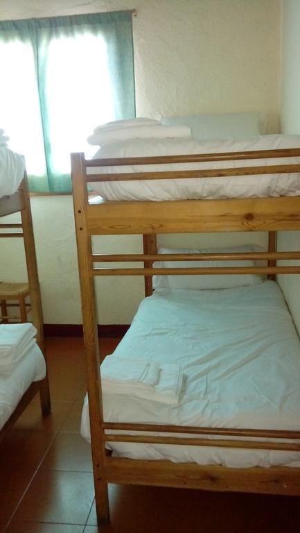 Refugi Cap Del Rec Hostel Lles Bagian luar foto
